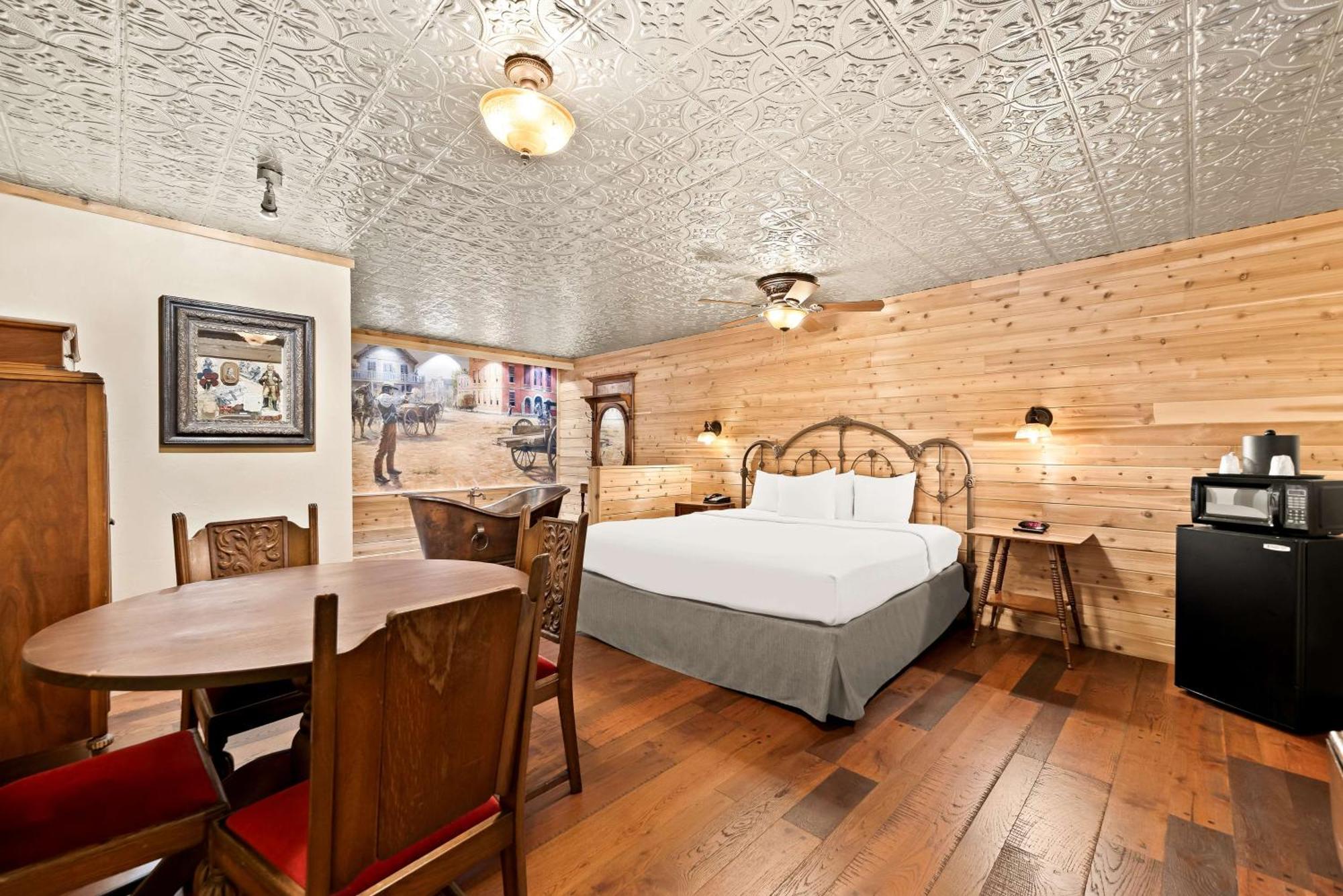 Best Western Route 66 Rail Haven Springfield Exterior photo