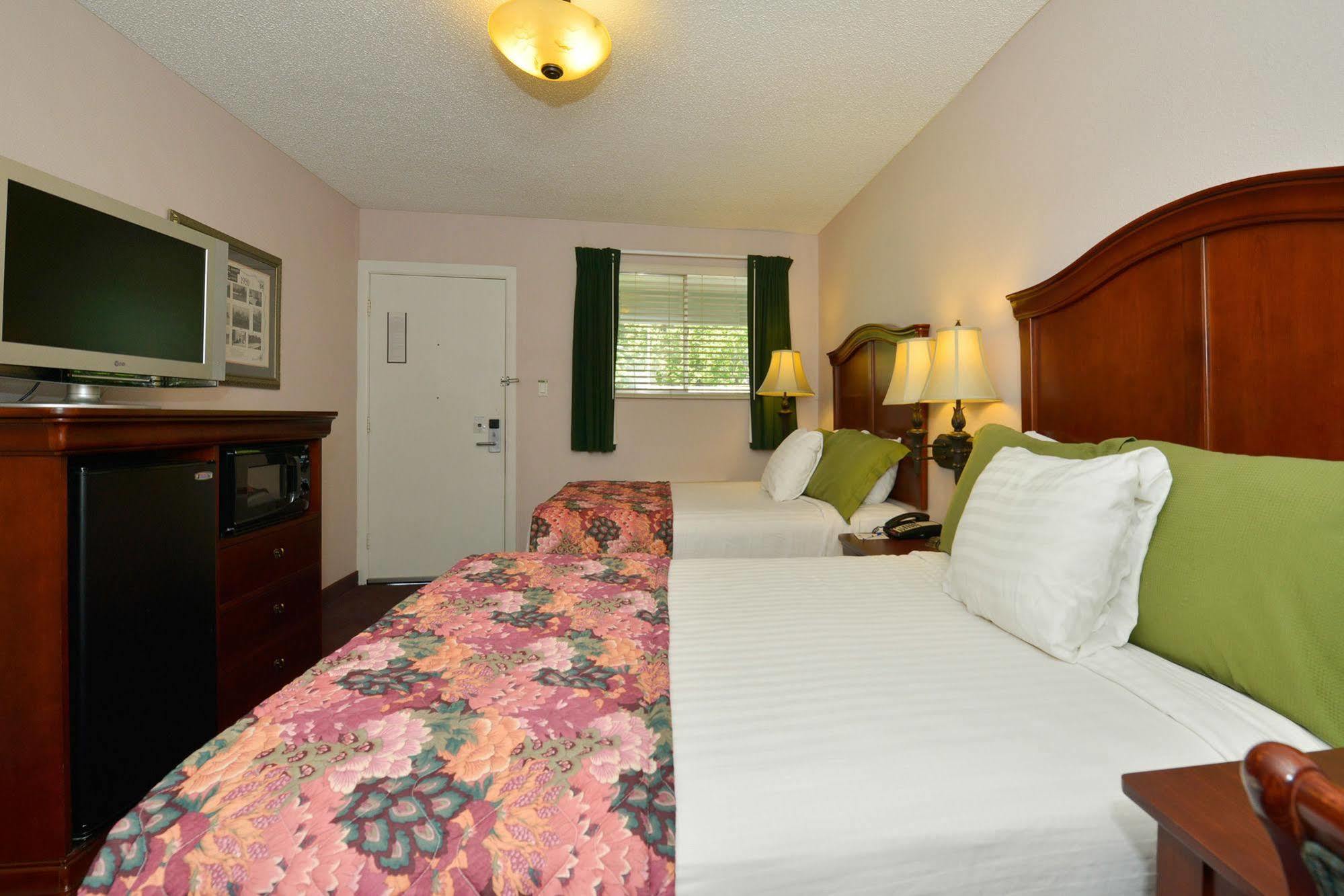 Best Western Route 66 Rail Haven Springfield Exterior photo