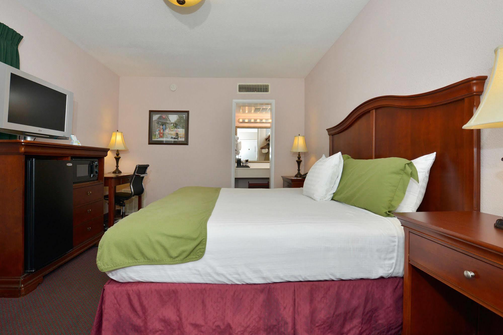 Best Western Route 66 Rail Haven Springfield Exterior photo
